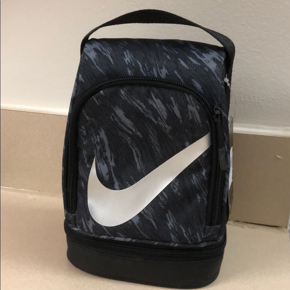 Nike insulated lunch bag/box